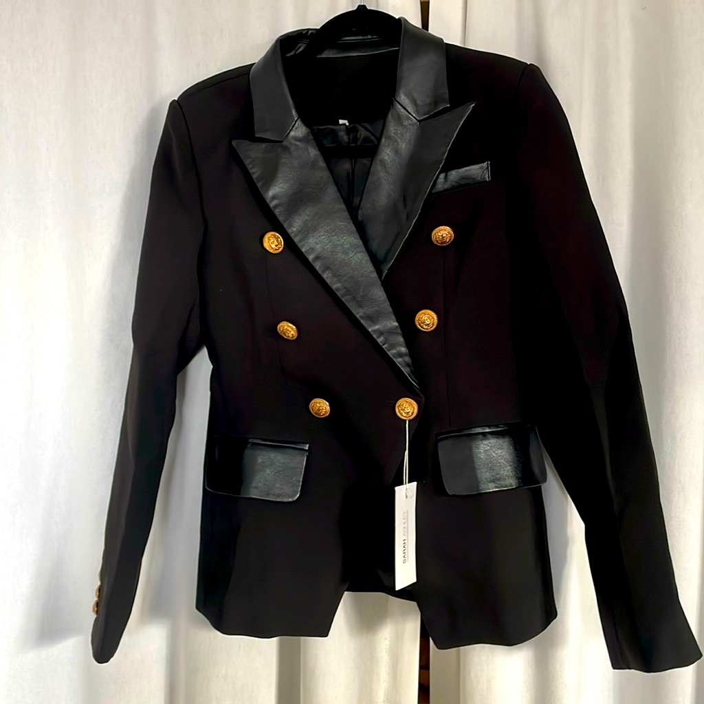 Brand Sarah Ashley Size S Black Blazer